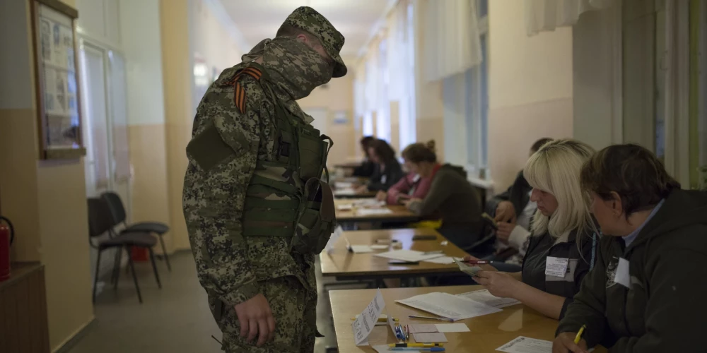 Krievijas okupētajā Ukrainas daļā sākas pseidoreferendumi 