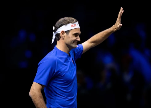 "Esmu laimīgs ne noskumis!" Pēc karjeras pēdējā mača paziņo leģendārais Rodžers Federers