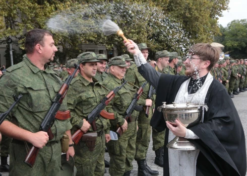 Pēkšņā mobilizācija, kura, spriežot pēc norisēm, nebūt nav “daļēja”, bet dod atbildīgajām struktūrām iespēju pakļaut tai teju jebkuru, novedusi arī pie traģiskiem notikumiem.