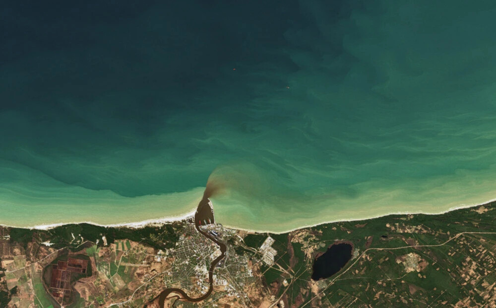 Izmantojot satelīta datus Latvijā novērtē jūras krasta eroziju