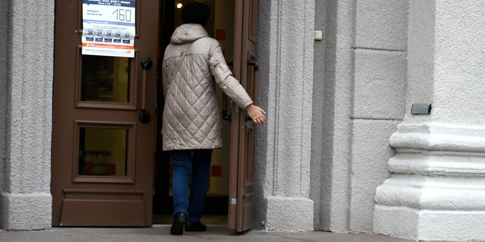 14. Saeimas vēlēšanas 160. vēlēšanu iecirknī Daugavpils Universitātē. 