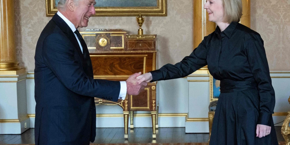 Премьер-министр Великобритании Лиз Трасс и король Карл III