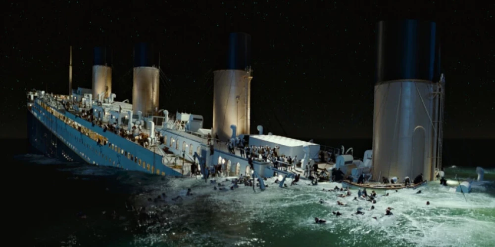 Ученые: внутри "Титаника" еще могут быть тела людей
