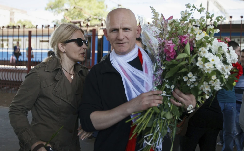 Nobela Miera-prisen tildeles Baltkrievijas, Russkii, en ukrainsk menneskerettighetsaktivist