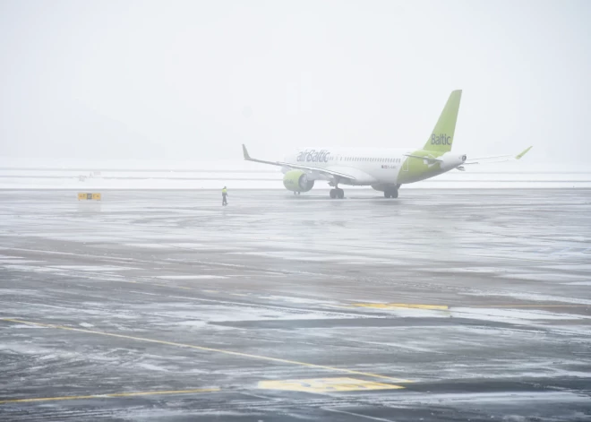 В аэропорту Риги возобновлена работа взлетно-посадочной полосы, возможны изменения в расписании рейсов