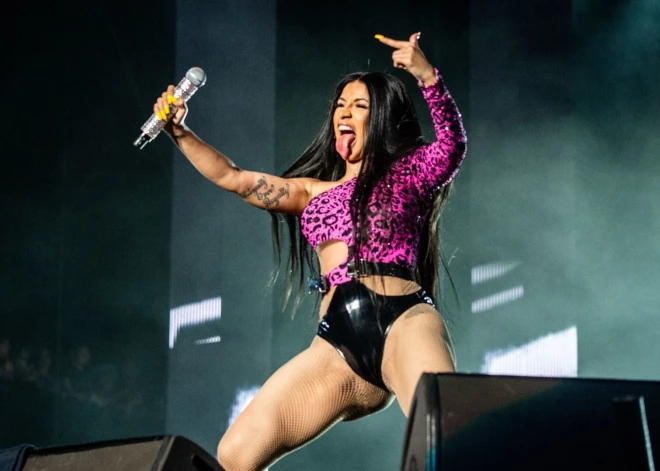 Sveicam aktieri Daini Gaideli un pasaules popmūzikas zvaigzni Cardi B!