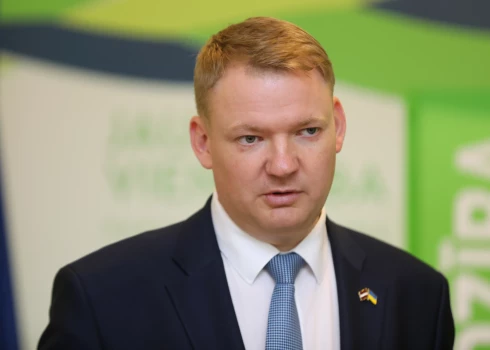Politiskās pārbīdes Rīgā un Pierīgā - pašvaldības pametīs vairāki vietējo domju deputāti