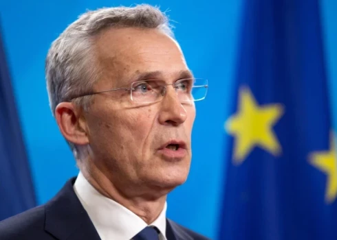 Stoltenbergs arī apliecināja, ka NATO jaunnedēļ, kā plānots, rīkos ikgadējās kodolreaģēšanas mācības "Steadfast Noon".