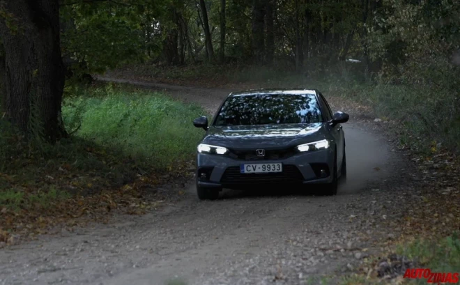 Summārā jauda pārsniedz 180 ZS, bet paātrinājums līdz 100 km/h aizņem 7,8 sekundes