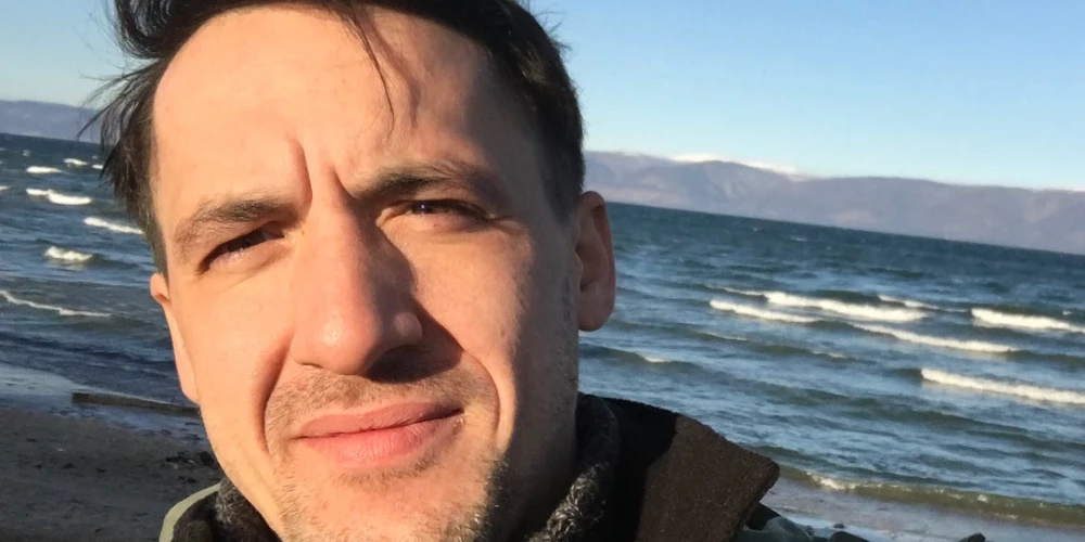 Артур Смольянинов