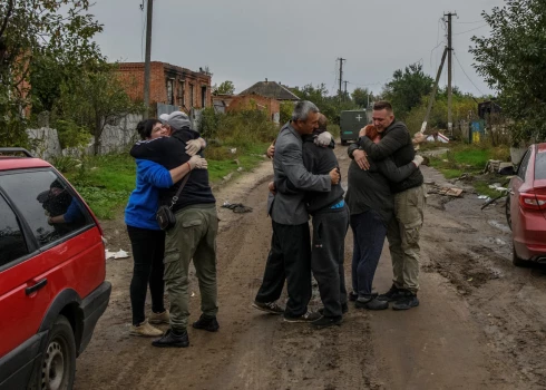 Pusgads šausmu filmā: arī Ukrainā kaimiņi nodod savējos okupantiem