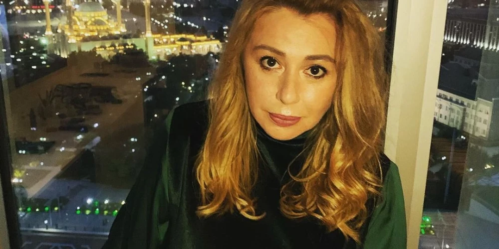 Алена Апина отсудила у Первого канала более 2000 евро за перепевку "Бухгалтера"