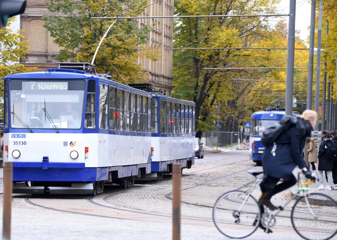 Nākamgad mainīsies Rīgas sabiedriskā transporta biļešu klāsts un būtiski samazināsies mēnešbiļešu cena