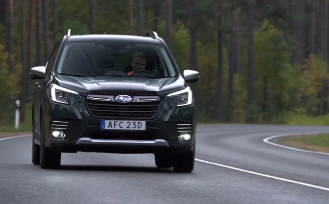 Lielākais un augstākais Subaru visurgājējs saglabājis formu un izmērus, bet atpazīstams pēc pilnveidotas priekšējās optikas.