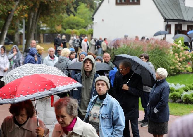 Более половины жителей Латвии боятся бедности и вторжения России