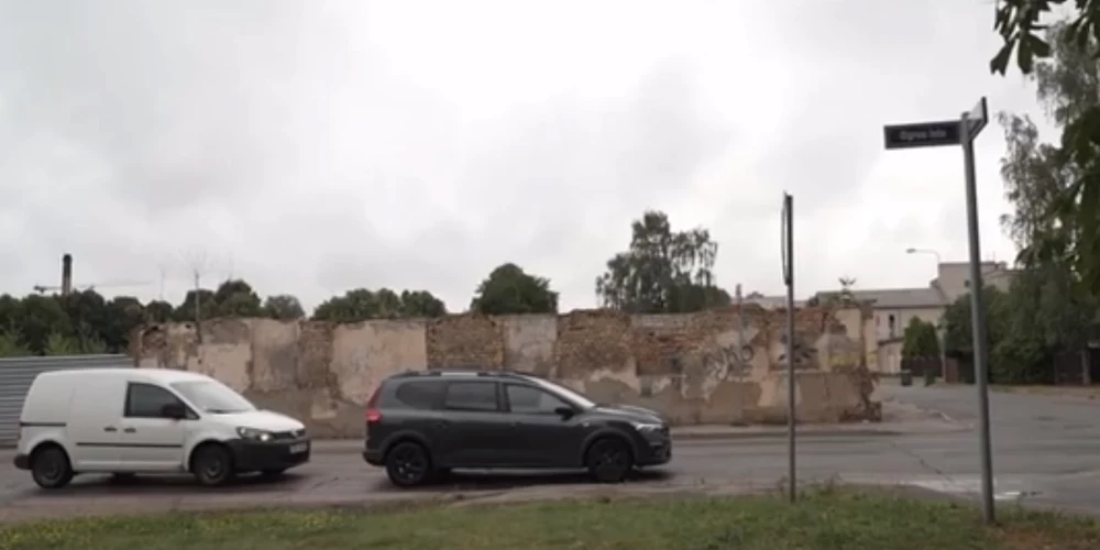 Слепой рижский перекресток становится причиной многих аварий
