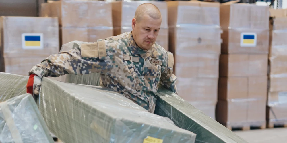 Palīdzības kravas sagatavošana nosūtīšanai uz Ukrainu