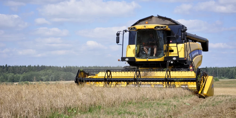 Zemniekiem apdrošināšanas atlīdzībās par zaudētu ražu šogad izmaksāti septiņi miljoni eiro