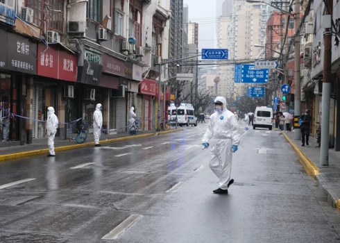 Миллионы людей заблокированы: Китай закрывает города на карантин из-за вспышки Covid-19
