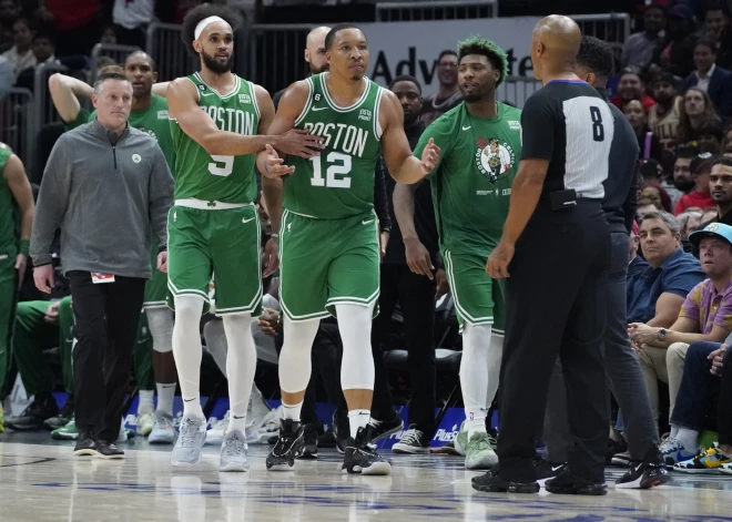 VIDEO: Bostonas "Celtics" uzbrucējs saņem diskvalifikāciju, jo dusmas izgāzis uz spēles tiesnesi