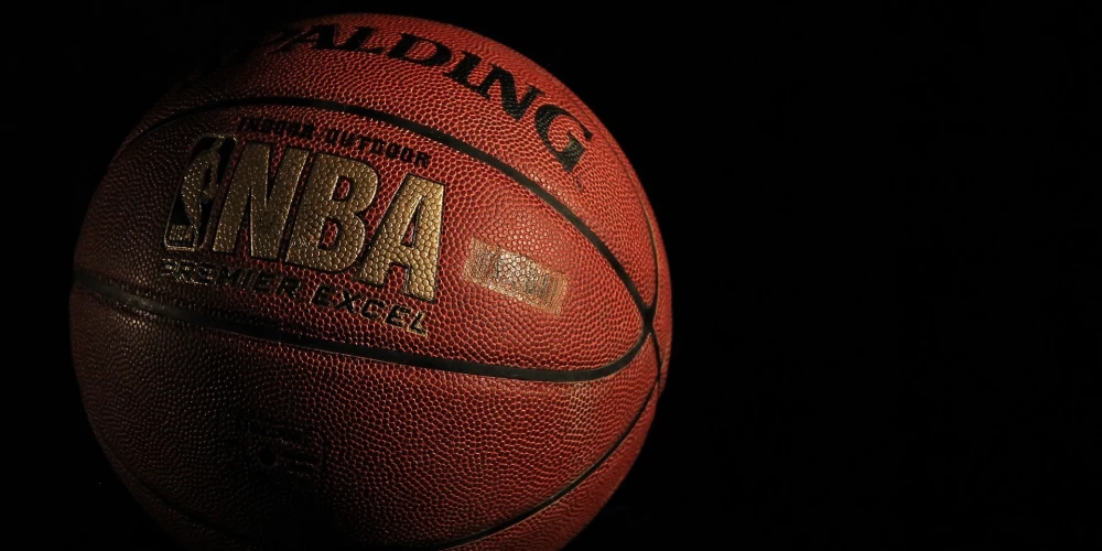 NBA straumēs arī Līderu kausa spēles (17.-19.februāris) un Visu zvaigžņu spēli 29.decembrī.