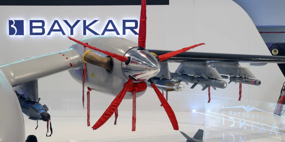 "Bayraktar" dronus Ukrainā drīz varēs izmantot pret kamikadzes lidrobotiem