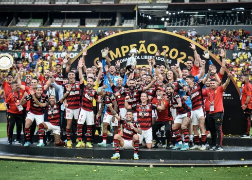 Riodežaneiro "Flamengo" futbolisti pēc panākuma.