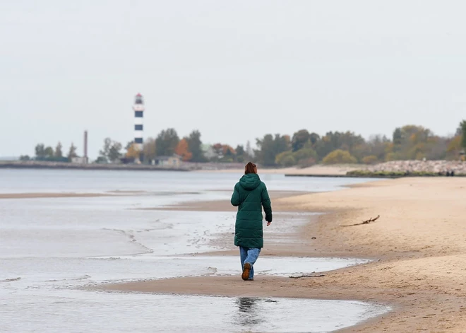 Pirmdiena Latvijā būs saulaina un vietām iespējams lietus