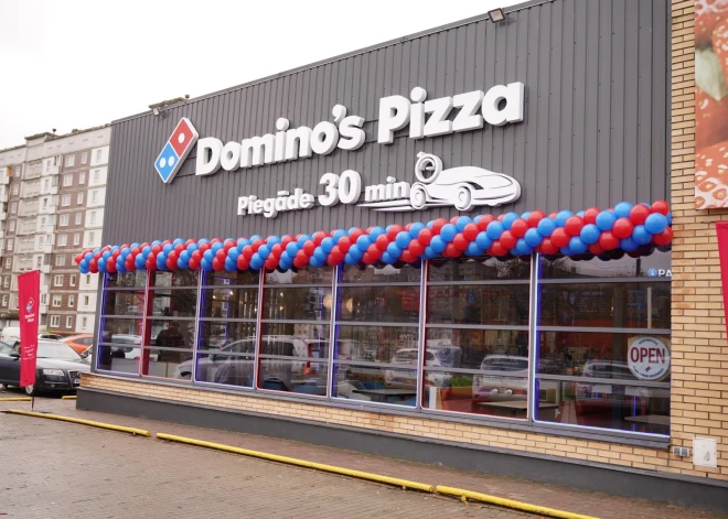 Restorānu “Domino’s Pizza” atklāj ar vērienu