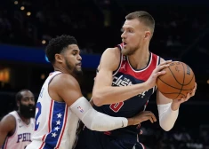 Latvijas basketbolists Kristaps Porziņģis pirmdien aizvadīja savu sezonas rezultatīvāko spēli Nacionālajā basketbola asociācijā. 