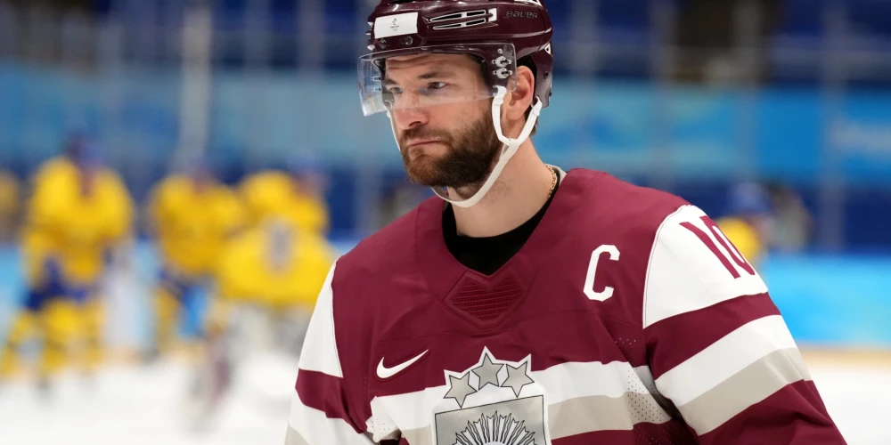 Lauris Dārziņš palīdzēs trenēt Latvijas izlasi, bet hokejista karjerai punktu vēl nav pielicis