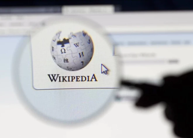 Суд в Москве оштрафовал "Википедию" за отказ удалять информацию о войне в Украине