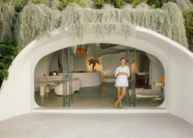 Известная ювелир поселилась в гламурной пещере