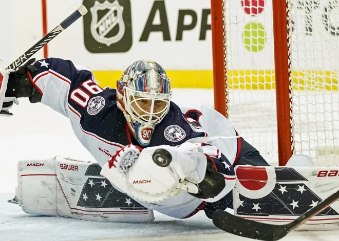 Merzļikinam 30 atvairīti metieni "Blue Jackets" zaudējumā Somijā