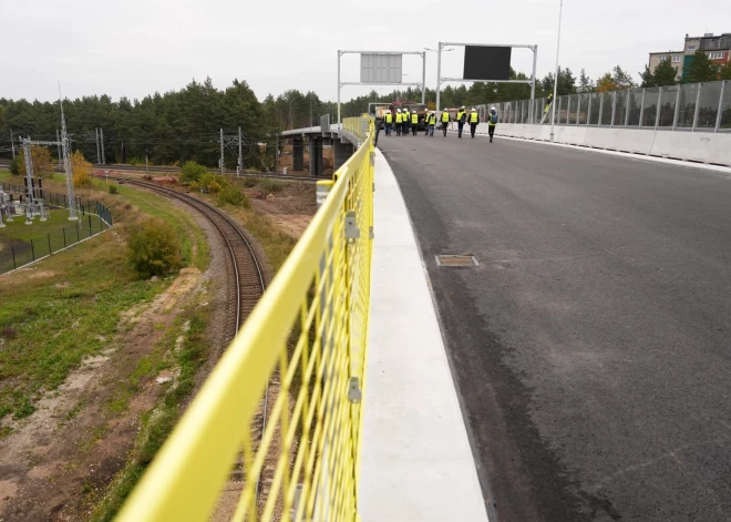 Rīgas dome noslēgusi ap 15 miljonu eiro līgumu ar uzņēmumu, kuram ir liels nodokļu parāds