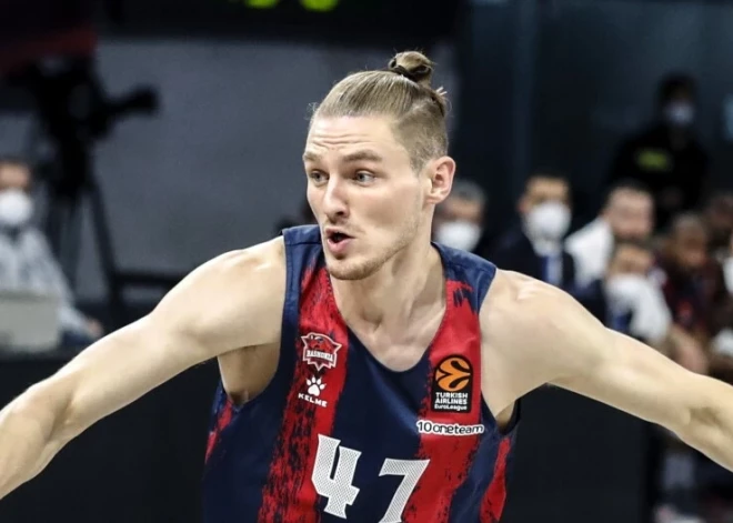 Kuruca "Baskonia" pagarinājumā pārspēj Bertāna "Real Betis"