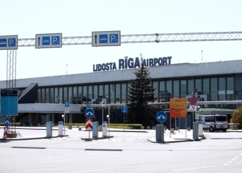 Депутаты Сейма в очередной раз предлагают переименовать Рижский аэропорт