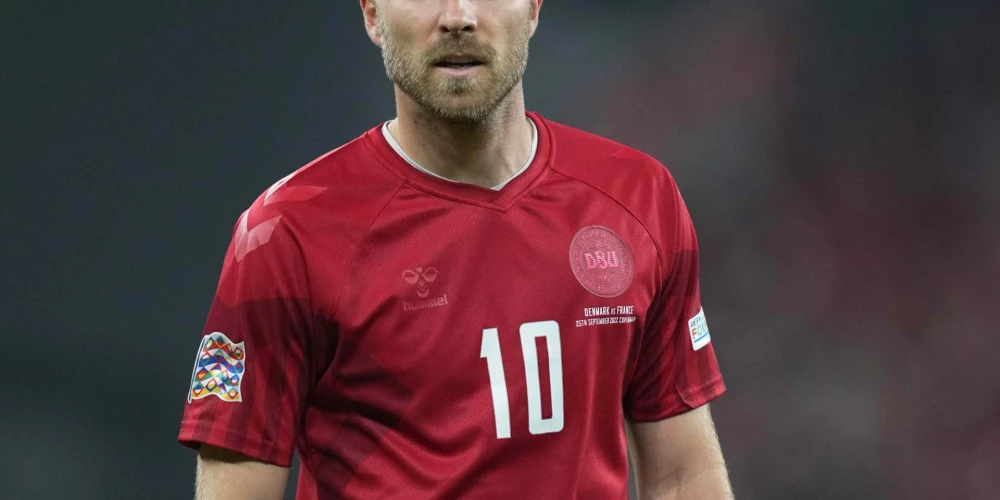 Dānijas izlases sastāvā dalībai Pasaules kausā iekļauts Ēriksens; vairākas vietas paliek brīvas