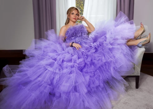 Operzvaigzne Elīna Garanča: "Vismaz 15 jaunas kleitas man gadā ir vajadzīgas"