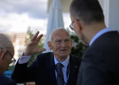 Dzimšanas dienā sveicams kinooperators Miks Zvirbulis!