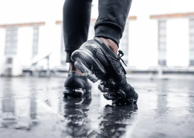 Как быстро высушить промокшую обувь: простые и действенные лайфхаки