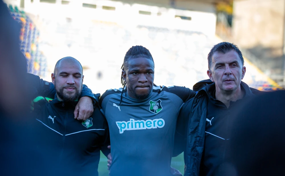 La stella lettone della Super League Ondoa, tuttavia, non ha un posto nella squadra nazionale del Camerun