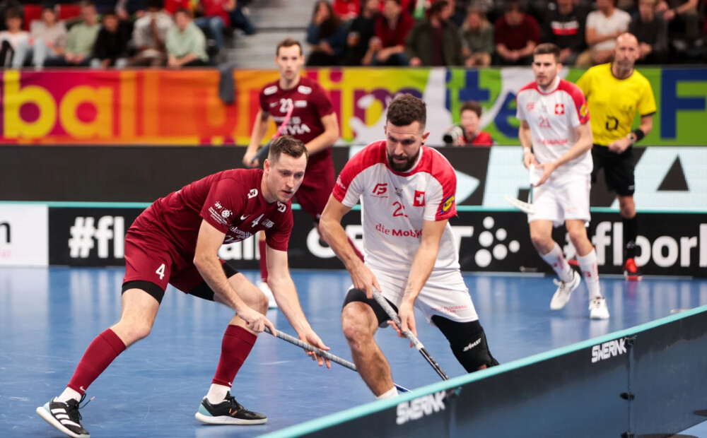 Latvijas florbolisti pasaules čempionātā ceturtdaļfinālā zaudē Šveicei