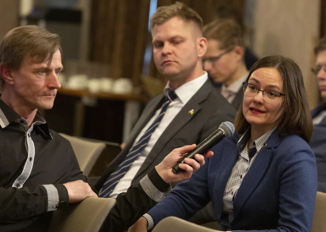 Uz "Konservatīvo" valdes priekšsēdētāja amatu kandidē Eglītis un Ozola