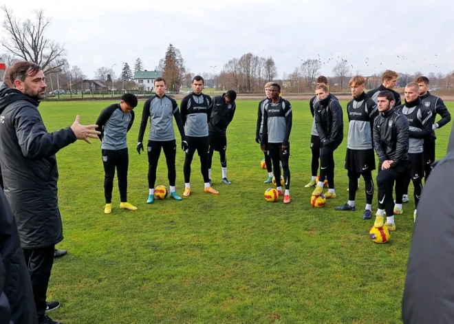 "Valmiera" izcīna pirmo Latvijas čempiontitulu futbolā