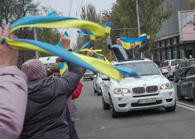 Hersonā atgriezusies Ukrainas policija; kārtības sargi fiksē krievu okupantu noziegumus