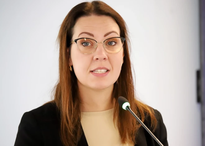 Muižniece un Riekstiņš plāno pamest "Konservatīvos"