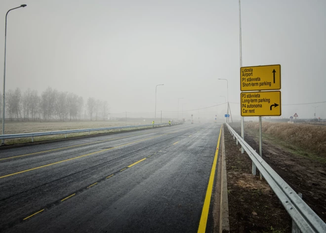 FOTO: kā šobrīd ar automašīnu tikt līdz Rīgas lidostai?