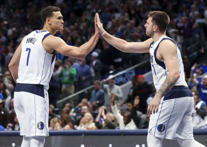 "Mavericks" vēl bez Bertāna ierindā pieveic "Clippers"