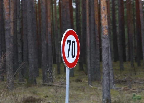 Ērgļu ceļa būvdarbu posmā Pierīgā saglabāsies ātruma ierobežojums 70 km/h